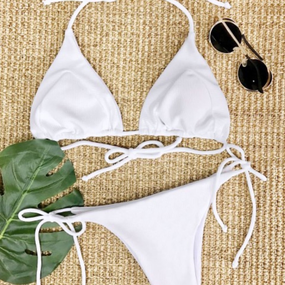 Zaful Ribbed Bikini String Set